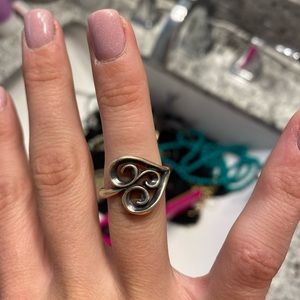 James Avery Swirled Heart Ring (Retired)